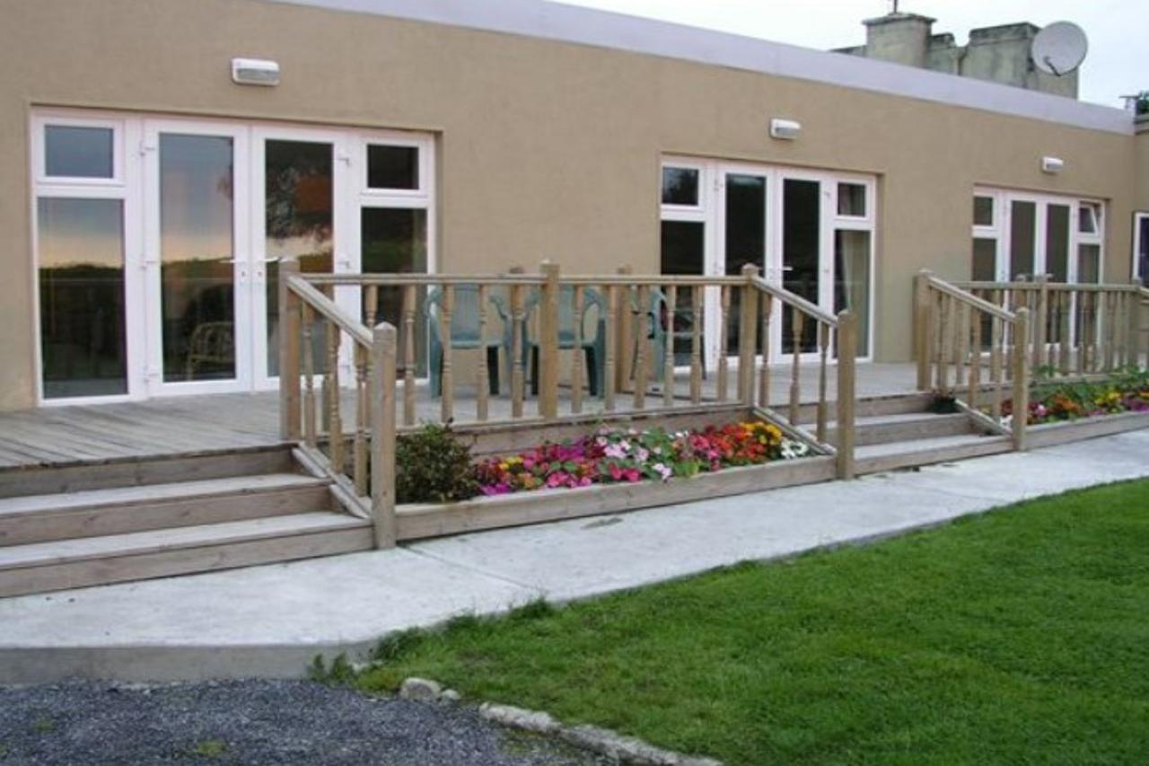 Lakeland Midsummer Lakehouse Oughterard Eksteriør billede