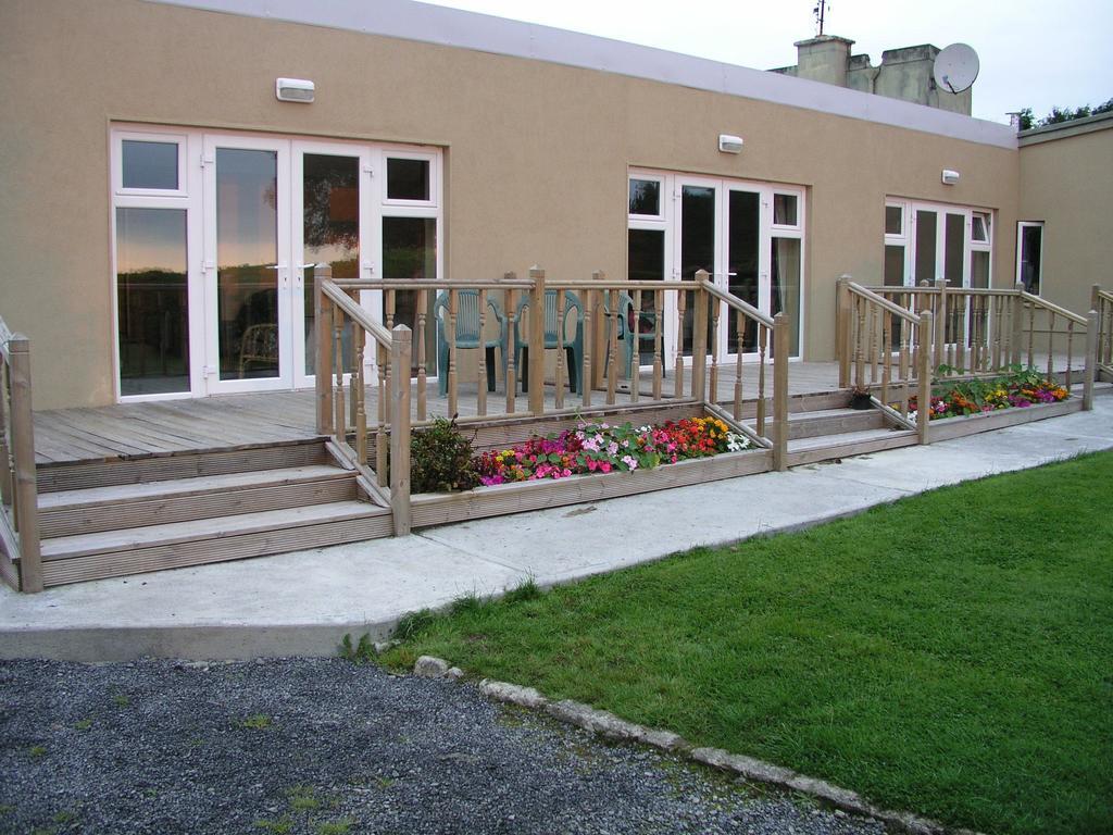 Lakeland Midsummer Lakehouse Oughterard Eksteriør billede